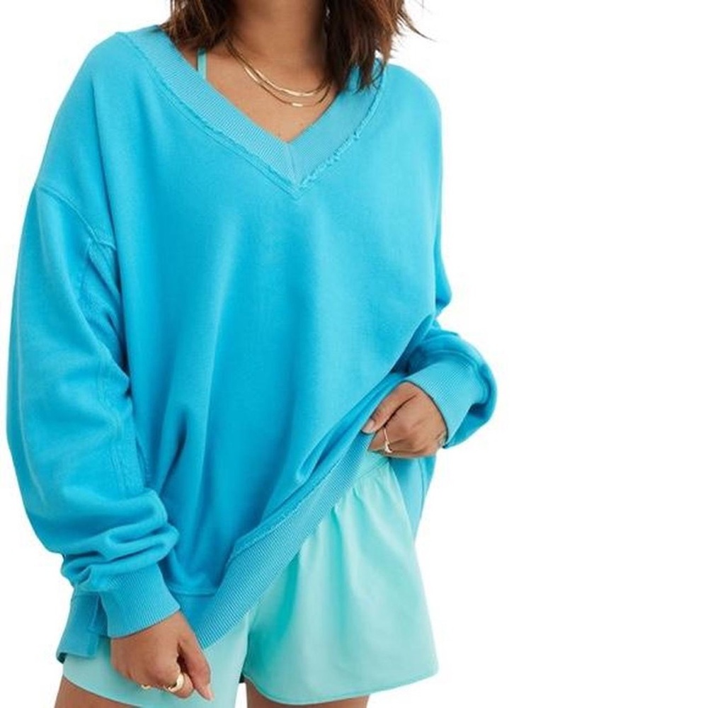 Aerie Vacay Every Day VNeck Sweatshirt